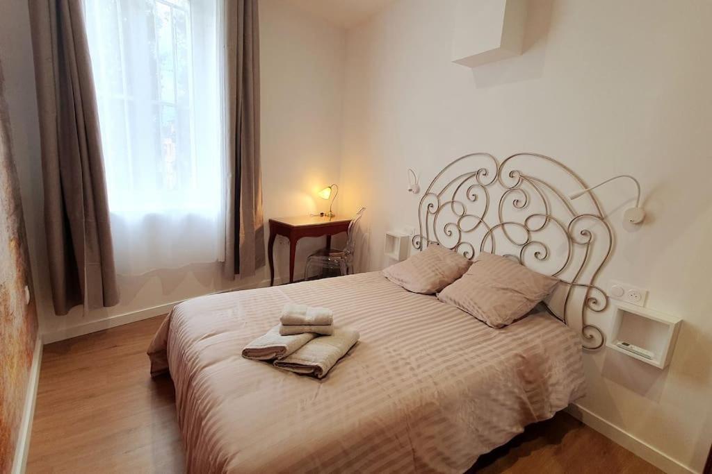 Classe 4 Etoiles - Cybele - Centre Ville 2 Chambres, Cour Privative Et Garage Βιέν Εξωτερικό φωτογραφία